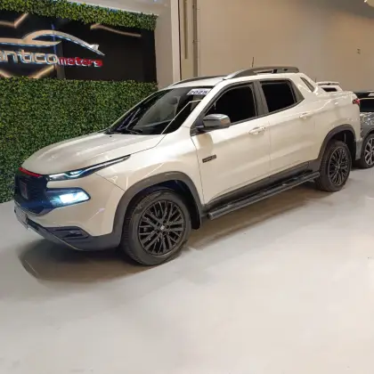 FIAT TORO 1.3 TURBO 270 FLEX ULTRA AT6 FIAT TORO 1.3 TURBO 270 FLEX ULTRA AT6
