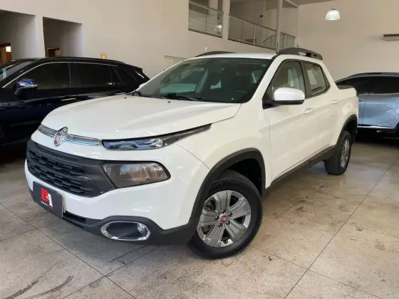 FIAT TORO 1.8 16V EVO FLEX FREEDOM AT6 FIAT TORO 1.8 16V EVO FLEX FREEDOM AT6