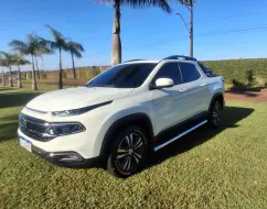 FIAT TORO 2.0 16V TURBO DIESEL FREEDOM 4WD AT9 FIAT TORO 2.0 16V TURBO DIESEL FREEDOM 4WD AT9