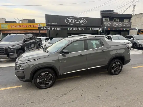 FIAT TORO 2.2 TURBO DIESEL VOLCANO 4WD AT9 FIAT TORO 2.2 TURBO DIESEL VOLCANO 4WD AT9
