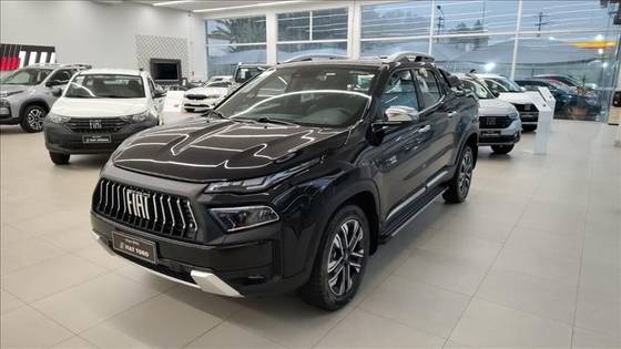 FIAT TORO 2.2 TURBO DIESEL RANCH 4WD AT9
