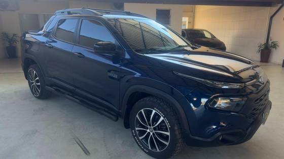 FIAT TORO 2.0 16V TURBO DIESEL ULTRA 4WD AT9
