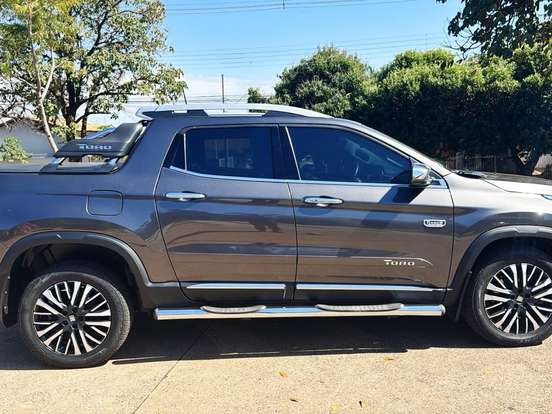 FIAT-TORO-2.2 TURBO DIESEL RANCH 4WD AT9 FIAT-TORO-2025