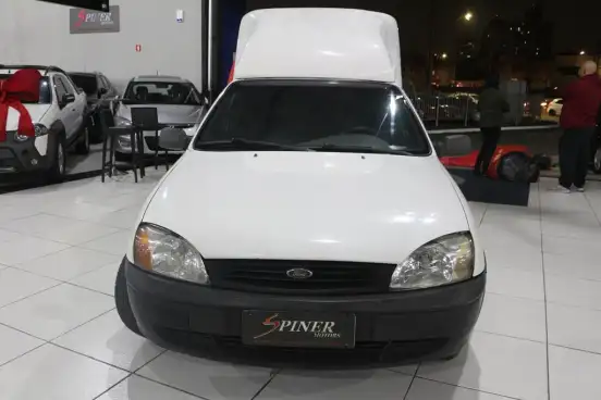 FORD-COURIER-2011