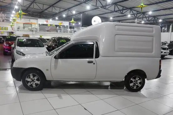 FORD-COURIER-2011