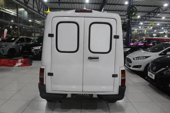 FORD-COURIER-2011