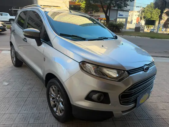 FORD ECOSPORT 1.6 FREESTYLE 16V FLEX 4P MANUAL FORD ECOSPORT 1.6 FREESTYLE 16V FLEX 4P MANUAL