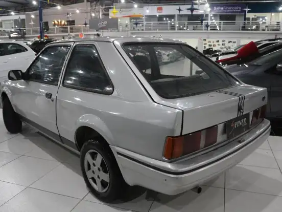 FORD-ESCORT-1.0 HOBBY 8V GASOLINA 2P MANUAL FORD-ESCORT-1996