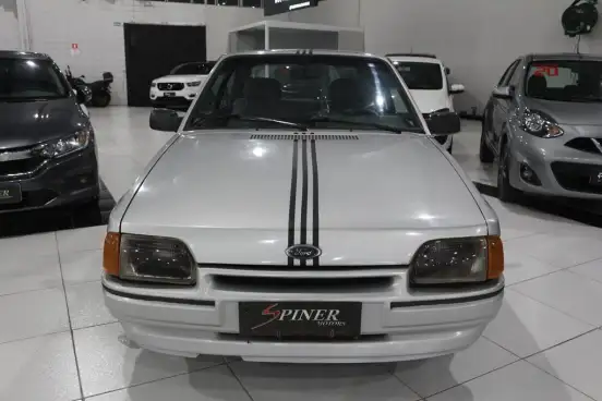 FORD-ESCORT-1996