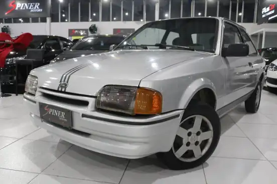 FORD-ESCORT-1996