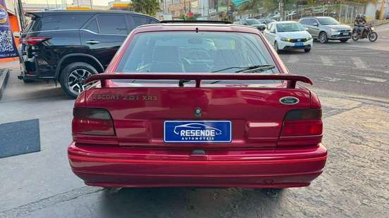 FORD-ESCORT-1993