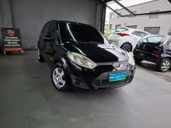 FORD FIESTA 1.0 MPI HATCH 8V FLEX 4P MANUAL FORD FIESTA 1.0 MPI HATCH 8V FLEX 4P MANUAL