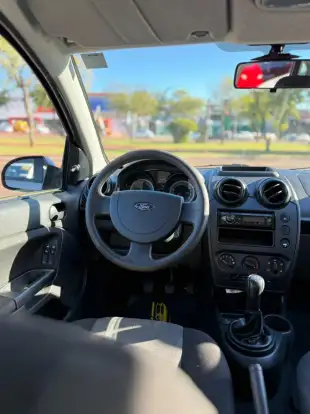 FORD-FIESTA-2013