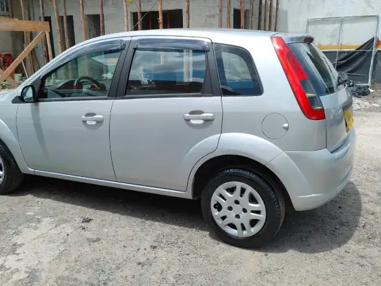 FORD-FIESTA-1.0 ROCAM HATCH 8V FLEX 4P MANUAL FORD-FIESTA-2011