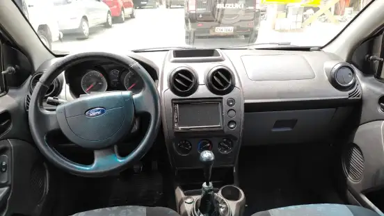 FORD-FIESTA-2011