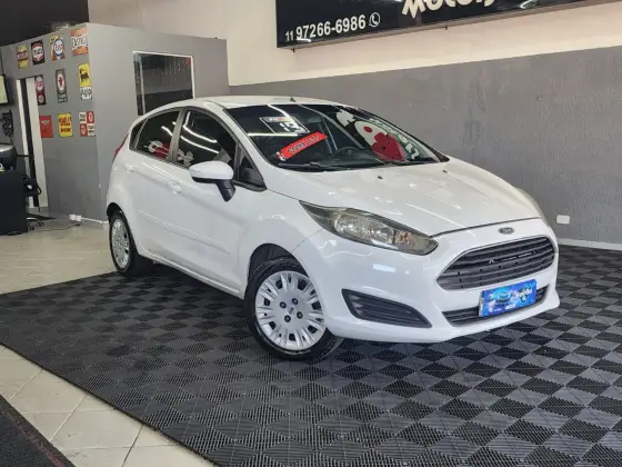FORD FIESTA 1.5 S HATCH 16V FLEX 4P MANUAL FORD FIESTA 1.5 S HATCH 16V FLEX 4P MANUAL