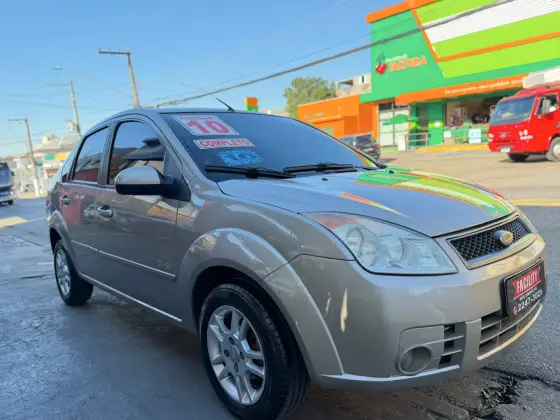 FORD FIESTA 1.6 MPI CLASS SEDAN 8V FLEX 4P MANUAL FORD FIESTA 1.6 MPI CLASS SEDAN 8V FLEX 4P MANUAL