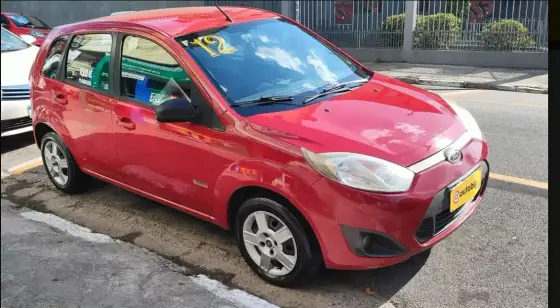 FORD FIESTA 1.6 ROCAM HATCH 8V FLEX 4P MANUAL FORD FIESTA 1.6 ROCAM HATCH 8V FLEX 4P MANUAL