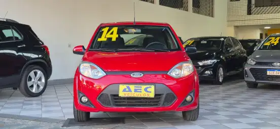 FORD-FIESTA-2014