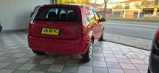 FORD-FIESTA-2014