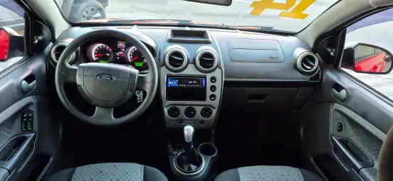 FORD-FIESTA-2014