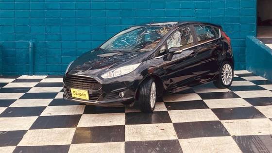 FORD FIESTA 1.6 TITANIUM HATCH 16V FLEX 4P POWERSHIFT