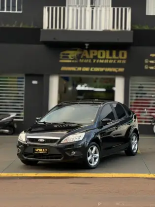 FORD FOCUS 1.6 GLX SEDAN 16V FLEX 4P MANUAL FORD FOCUS 1.6 GLX SEDAN 16V FLEX 4P MANUAL