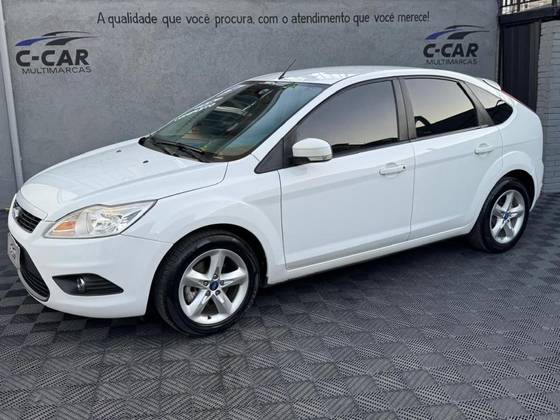 FORD FOCUS 1.6 GL SEDAN 16V FLEX 4P MANUAL