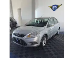 FORD FOCUS 2.0 GLX SEDAN 16V FLEX 4P MANUAL FORD FOCUS 2.0 GLX SEDAN 16V FLEX 4P MANUAL