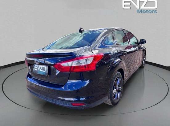 FORD-FOCUS-2014