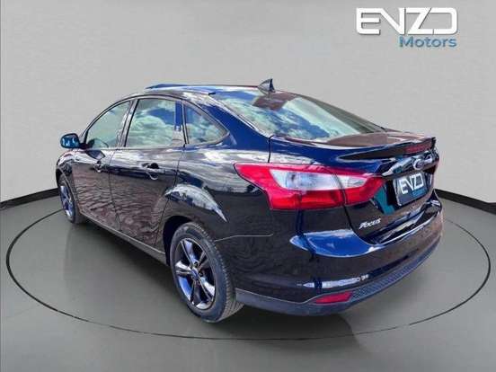 FORD-FOCUS-2.0 S SEDAN 16V FLEX 4P POWERSHIFT FORD-FOCUS-2014