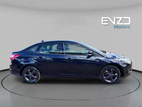 FORD-FOCUS-2.0 S SEDAN 16V FLEX 4P POWERSHIFT FORD-FOCUS-2014