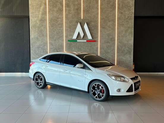 FORD-FOCUS-2.0 TITANIUM SEDAN 16V FLEX 4P AUTOMÁTICO FORD-FOCUS-2014