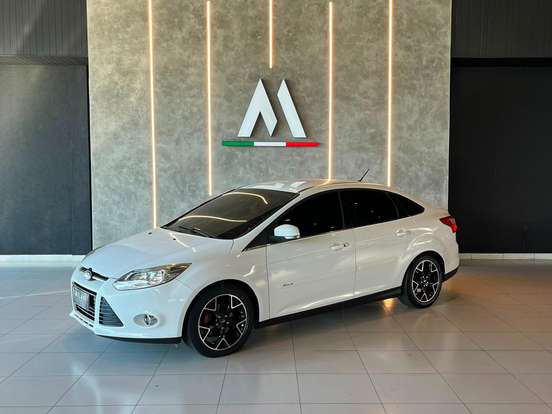 FORD-FOCUS-2.0 TITANIUM SEDAN 16V FLEX 4P AUTOMÁTICO FORD-FOCUS-2014