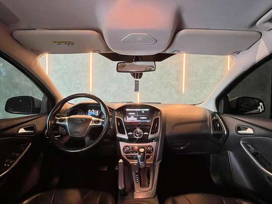 FORD-FOCUS-2.0 TITANIUM SEDAN 16V FLEX 4P AUTOMÁTICO FORD-FOCUS-2014