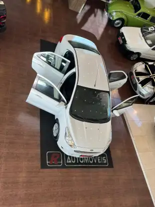 FORD-KA-2015