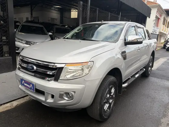 FORD RANGER 2.5 XLT 4X2 CD 16V FLEX 4P MANUAL FORD RANGER 2.5 XLT 4X2 CD 16V FLEX 4P MANUAL