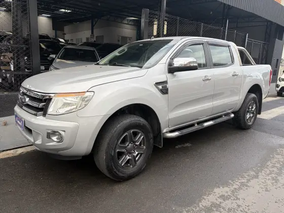 FORD RANGER 2.5 XLT 4X2 CD 16V FLEX 4P MANUAL FORD RANGER 2.5 XLT 4X2 CD 16V FLEX 4P MANUAL