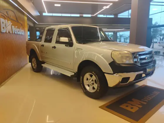 FORD RANGER 3.0 XLT 4X4 CD 16V TURBO ELETRONIC DIESEL 4P MANUAL FORD RANGER 3.0 XLT 4X4 CD 16V TURBO ELETRONIC DIESEL 4P MANUAL