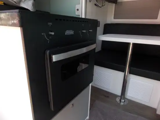 FORD-TRANSIT-2023