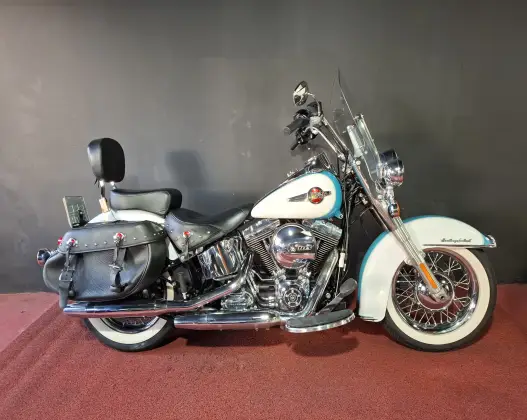 HARLEY-DAVIDSON SOFTAIL HERITAGE CLASSIC 