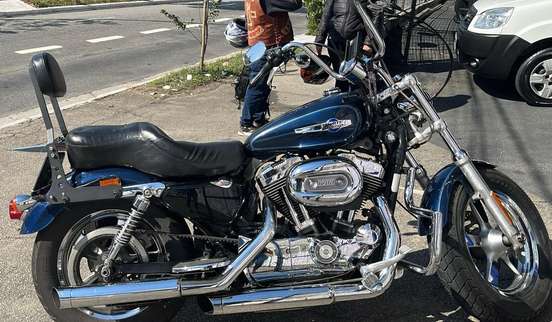 HARLEY-DAVIDSON-SPORTSTER 1200 XL CUSTOM-2013
