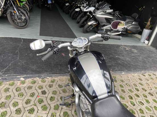 HARLEY-DAVIDSON-V-ROD MUSCLE-2013