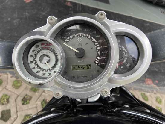 HARLEY-DAVIDSON-V-ROD MUSCLE HARLEY-DAVIDSON-V-ROD MUSCLE-2013