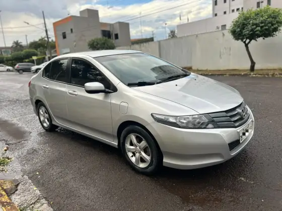 HONDA CITY 1.5 DX 16V FLEX 4P MANUAL HONDA CITY 1.5 DX 16V FLEX 4P MANUAL