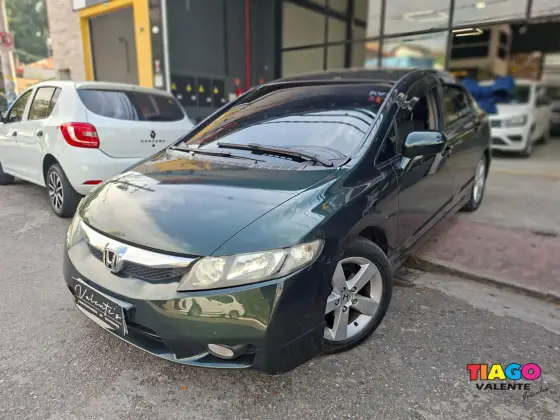 HONDA CIVIC 1.8 LXS 16V FLEX 4P AUTOMÁTICO HONDA CIVIC 1.8 LXS 16V FLEX 4P AUTOMÁTICO
