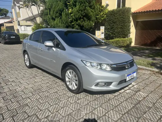 HONDA CIVIC 2.0 LXR 16V FLEX 4P AUTOMÁTICO HONDA CIVIC 2.0 LXR 16V FLEX 4P AUTOMÁTICO