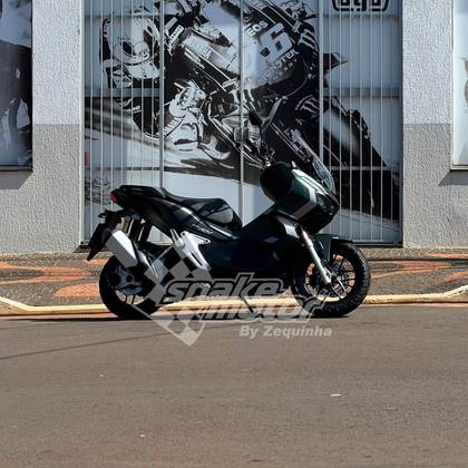 HONDA ADV 