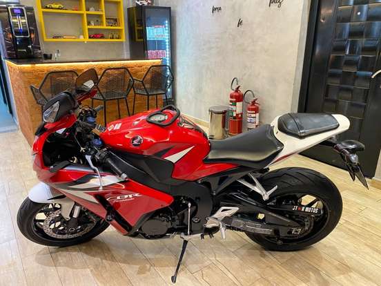 HONDA-CBR 1000RR FIREBLADE-2012