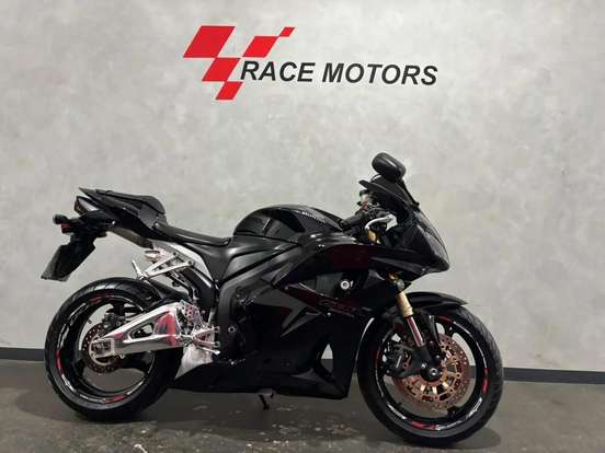 HONDA-CBR 600RR-2012